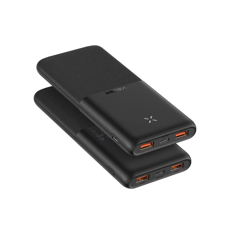مای دوگانه پاوربانک VEGER مشکی با طراحی شیار‌دار، دو خروجی USB، یک ورودی USB-C و نشانگر LED شارژ
