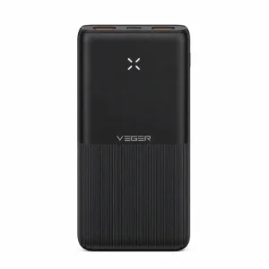 نمای روبه‌روی پاوربانک VEGER مشکی با طراحی شیار‌دار، نمایشگر LED و درگاه‌های شارژ USB و USB-C
