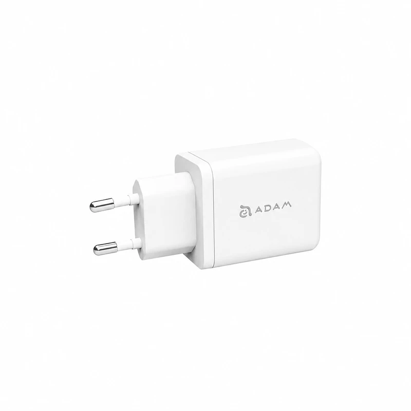 شارژر دیواری ADAM Elements Omnia F1 سفید با توان 20 وات، مجهز به درگاه USB-C و پشتیبانی از شارژ سریع، مناسب برای گوشی‌های هوشمند، تبلت و سایر دستگاه‌های سازگار