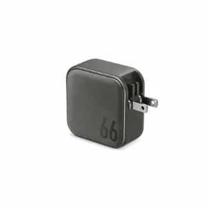 نمای شارژر دیواری Energea TravelWorld 66W گان‌متال با دوشاخه آمریکایی (US Plug)، مجهز به شارژ سریع 66 وات و مناسب برای شارژ لپ‌تاپ، تبلت و گوشی هوشمند