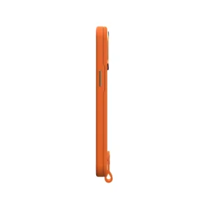 قاب Moshi Altra Slim Hardshell Electric Orange برای iPhone 14 Pro، نمای کناری با دکمه جانبی و بند نگهدارنده