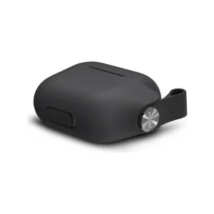 قاب Moshi Pebbo Shadow Black برای AirPods 3، نمای زاویه‌دار با در بسته و حلقه جانبی