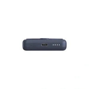نمای پورت USB-C پاوربانک انرجیا مگ‌پک مینی ۱۰۰۰۰ میلی‌آمپر ساعت آبی